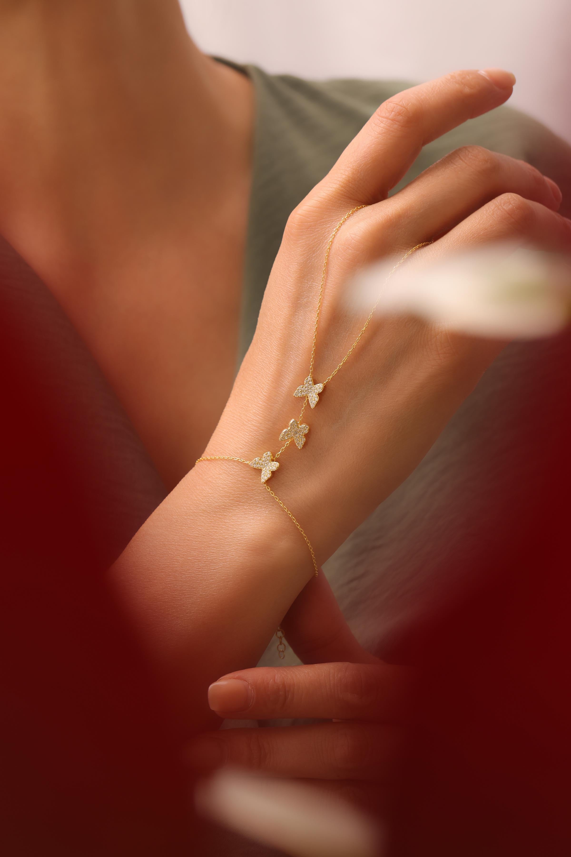 Butterfly Glow Handkette